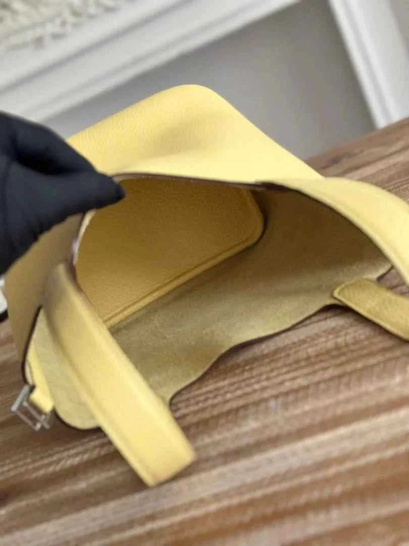 Hermès Picotin Lock 18 pocket bag Togo Leather Yellow H9352005