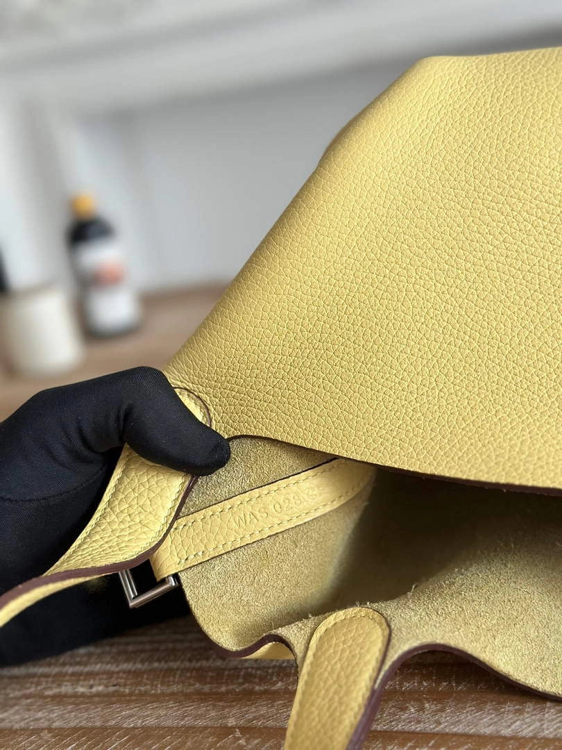 Hermès Picotin Lock 18 pocket bag Togo Leather Yellow H9352005