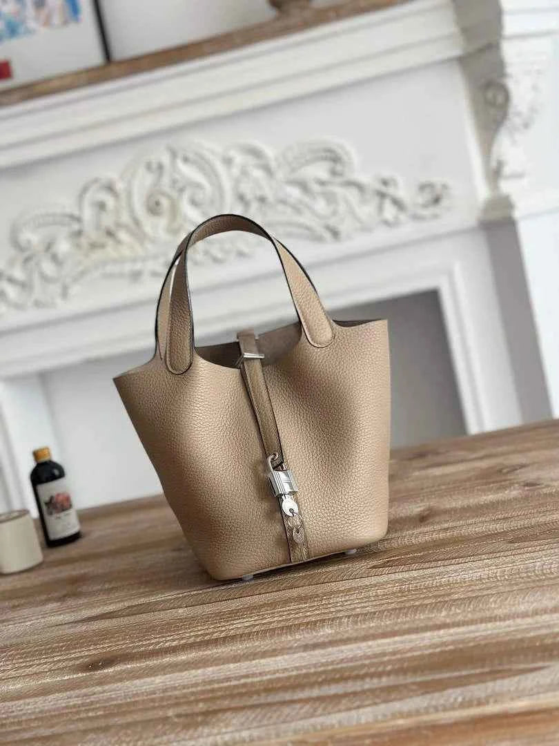 Hermès Picotin Lock 18 pocket bag Togo Leather Gray H9352006