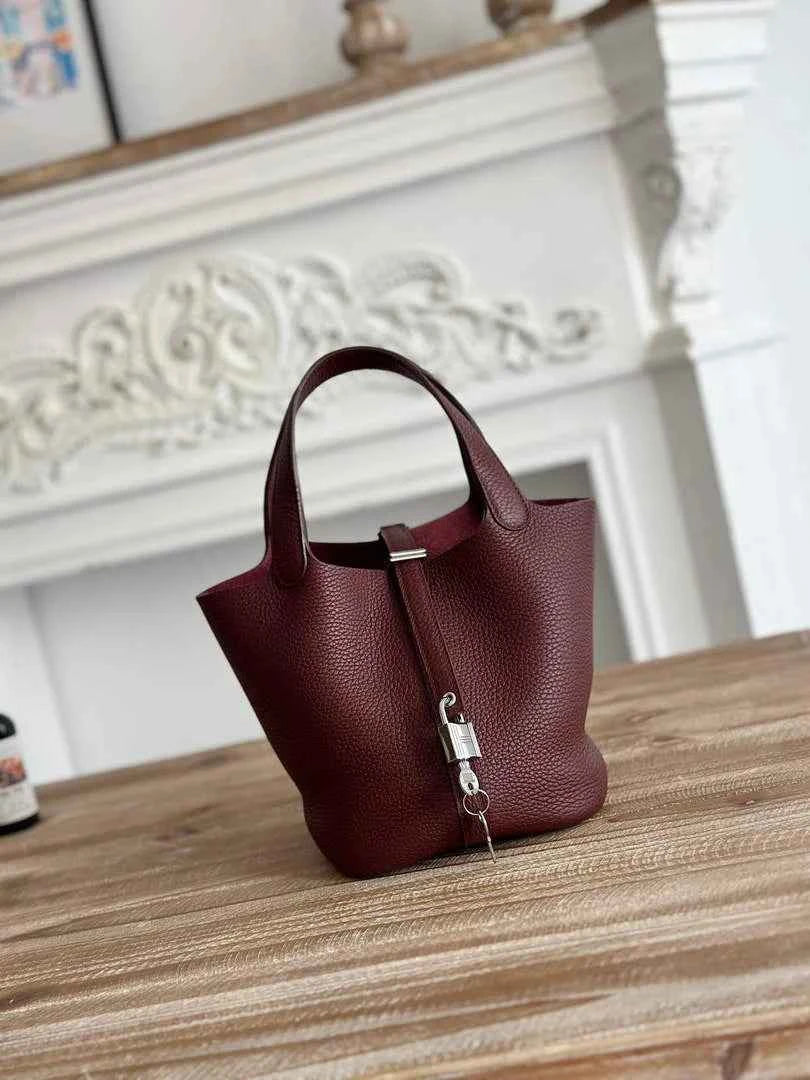 Hermès Picotin Lock 18 pocket bag Togo Leather Wine Red H9352005