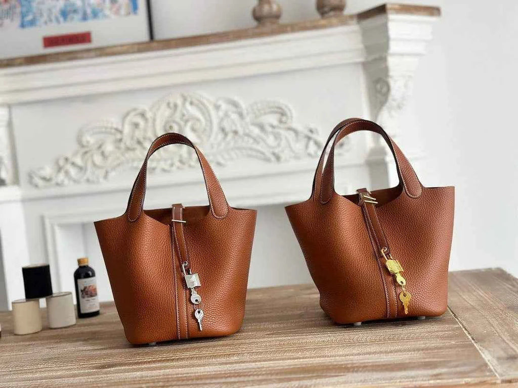 Hermès Picotin Lock 18 pocket bag Togo Leather Brown H9352001