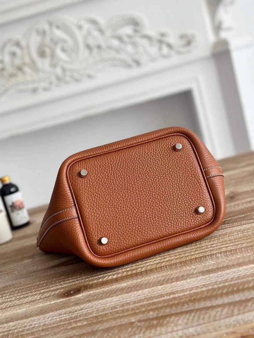 Hermès Picotin Lock 18 pocket bag Togo Leather Brown H9352001