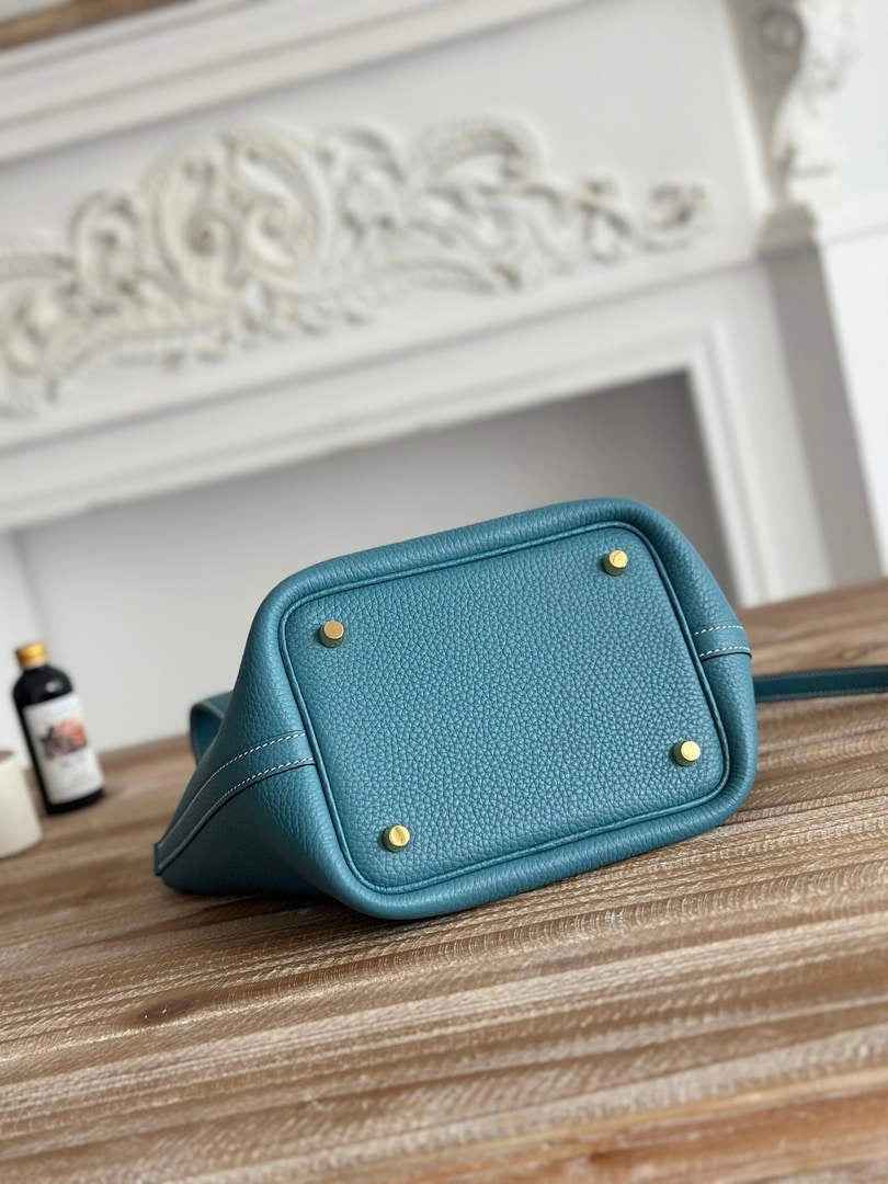 Hermès Picotin Lock 18 pocket bag Togo Leather Blue H9352002