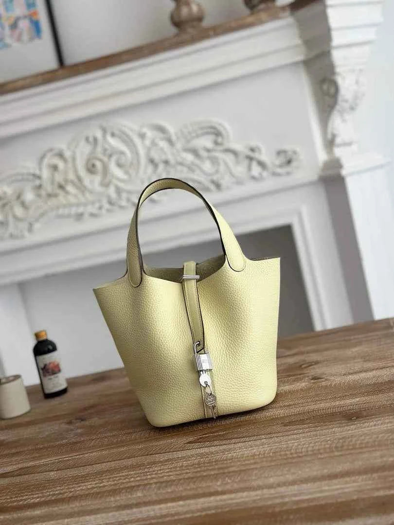 Hermès Picotin Lock 18 pocket bag Togo Leather H935100 light yellow