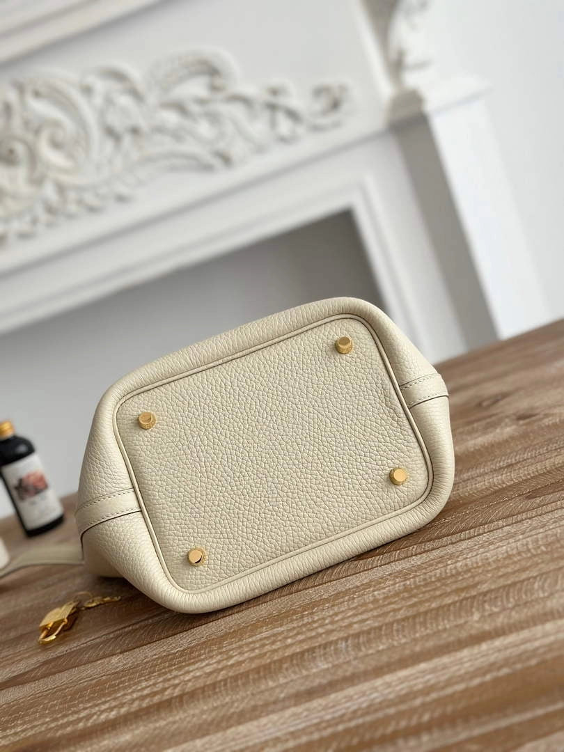 Hermès Picotin Lock 18 pocket bag Togo Leather H935100 beige