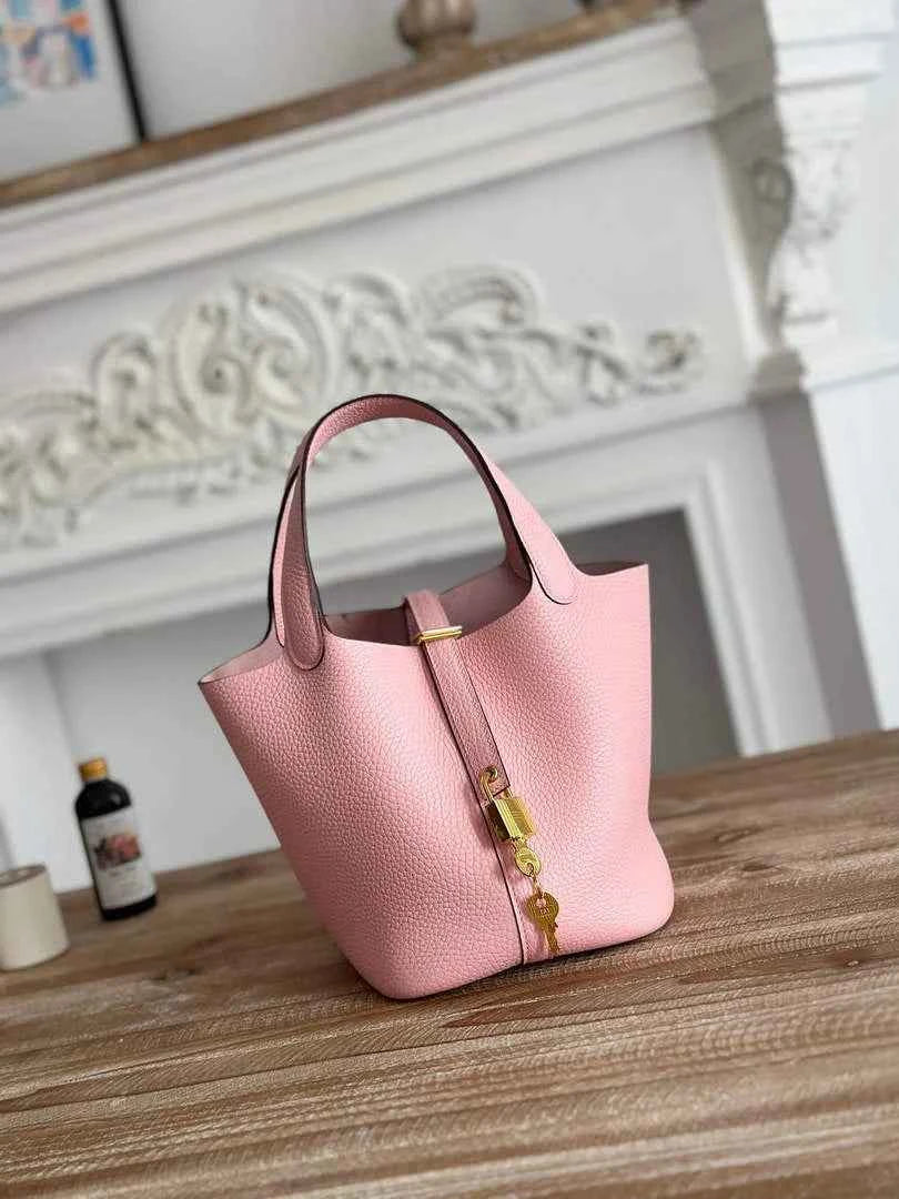 Hermès Picotin Lock 18 pocket bag Togo Leather H935100 pink