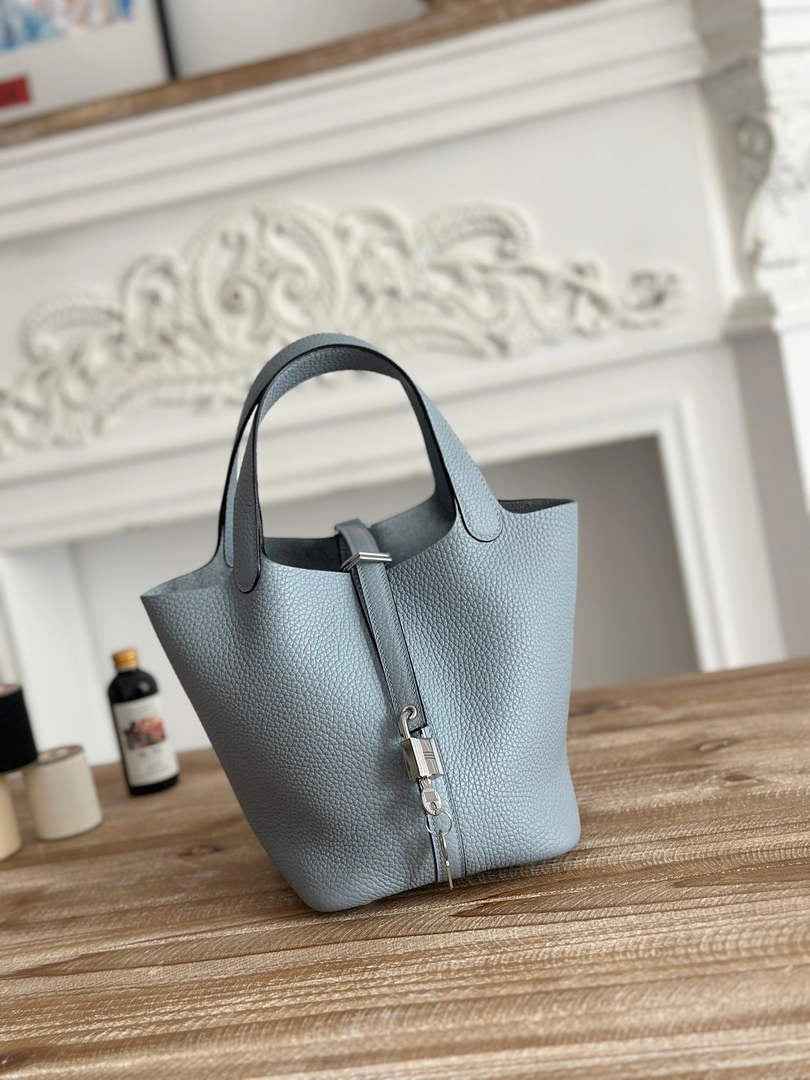 Hermès Picotin Lock 18 pocket bag Togo Leather light blue H9352003