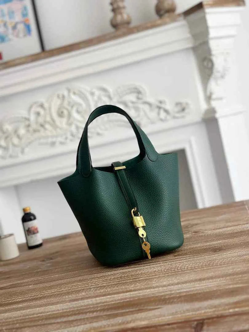 Hermès Picotin Lock 18 pocket bag Togo Leather H935100 dark green