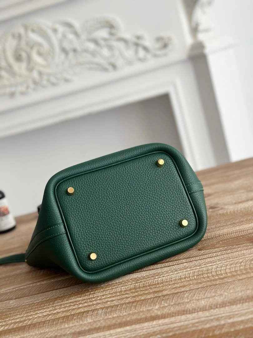 Hermès Picotin Lock 18 pocket bag Togo Leather H935100 dark green