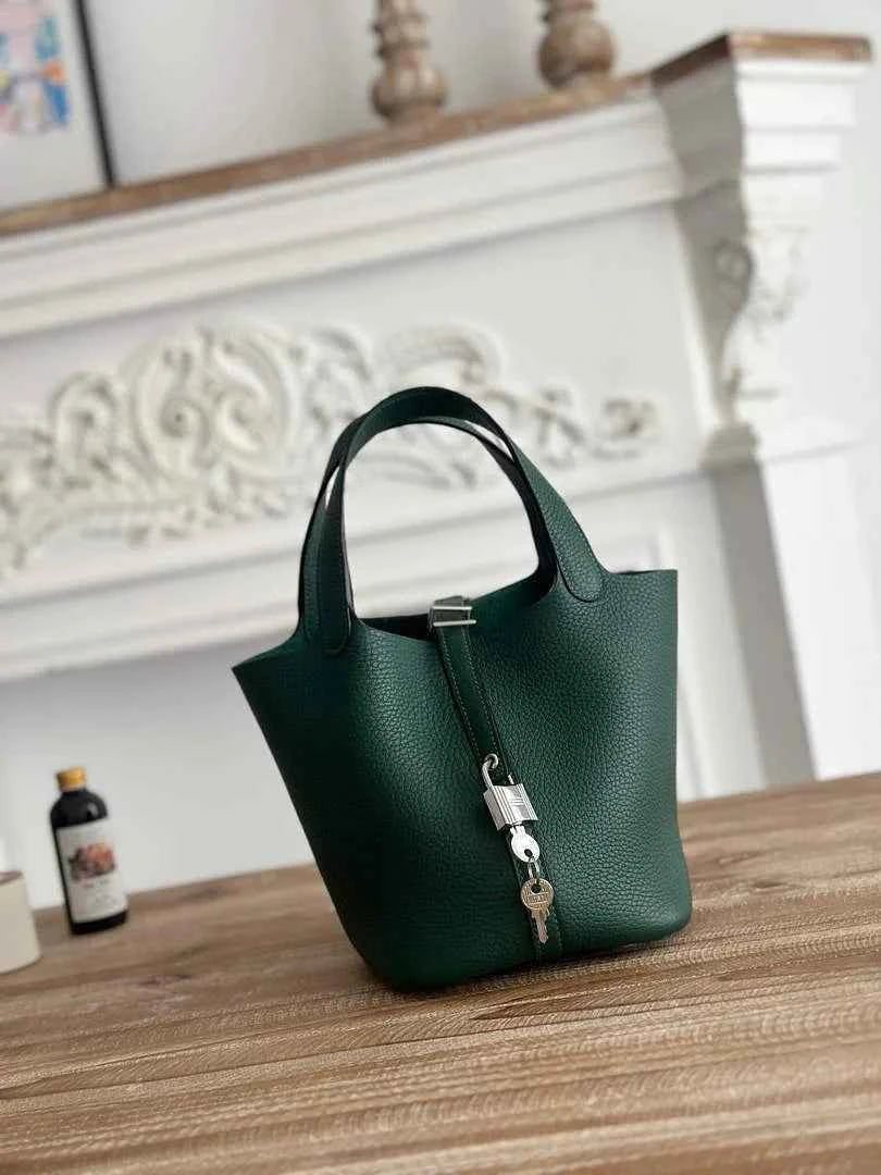 Hermès Picotin Lock 18 pocket bag Togo Leather H935100 dark green