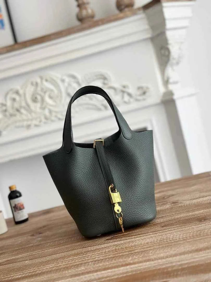 Hermès Picotin Lock 18 pocket bag Togo Leather dark green H9352001
