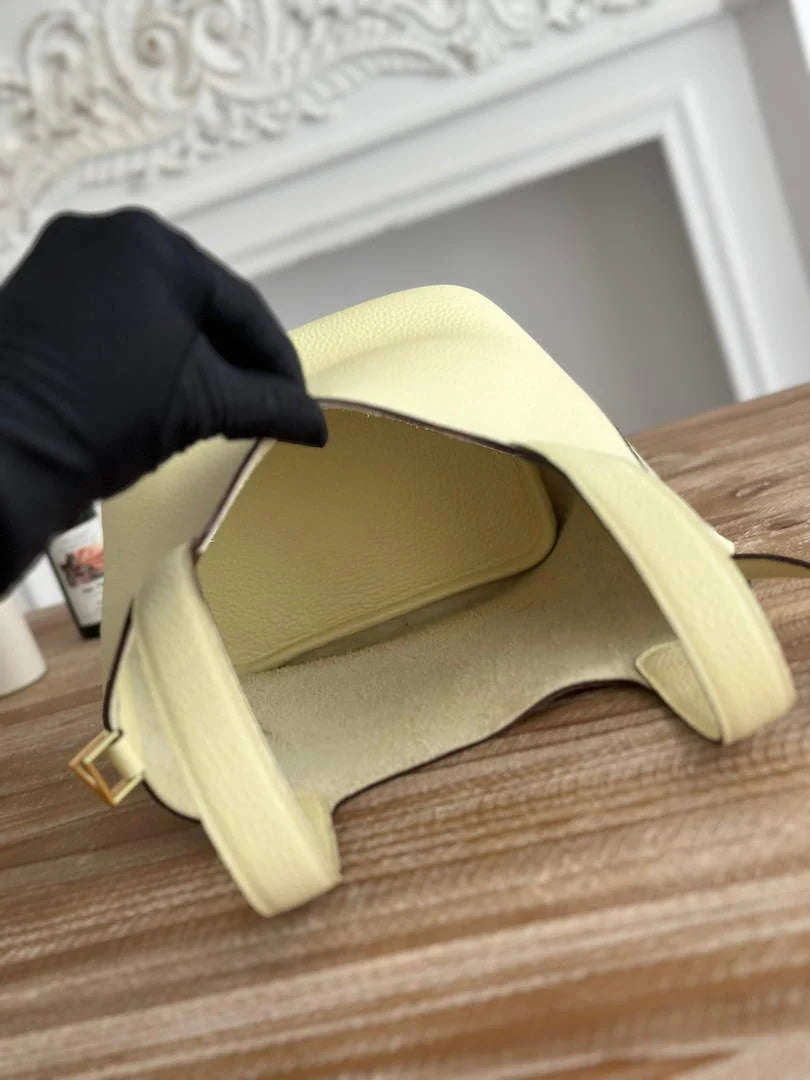Hermès Picotin Lock 18 pocket bag Togo Leather H935100 light yellow