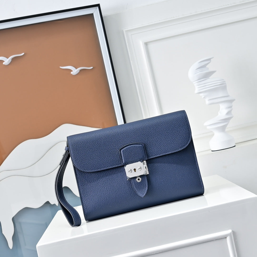 Hermès Sac a Depeches 24 – Togo Calfskin Navy - Default Title - View 1