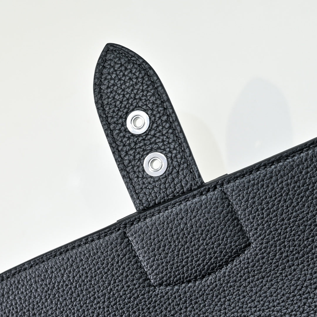 Hermès Sac a Depeches 24 – Togo Calfskin Black - Default Title - View 7