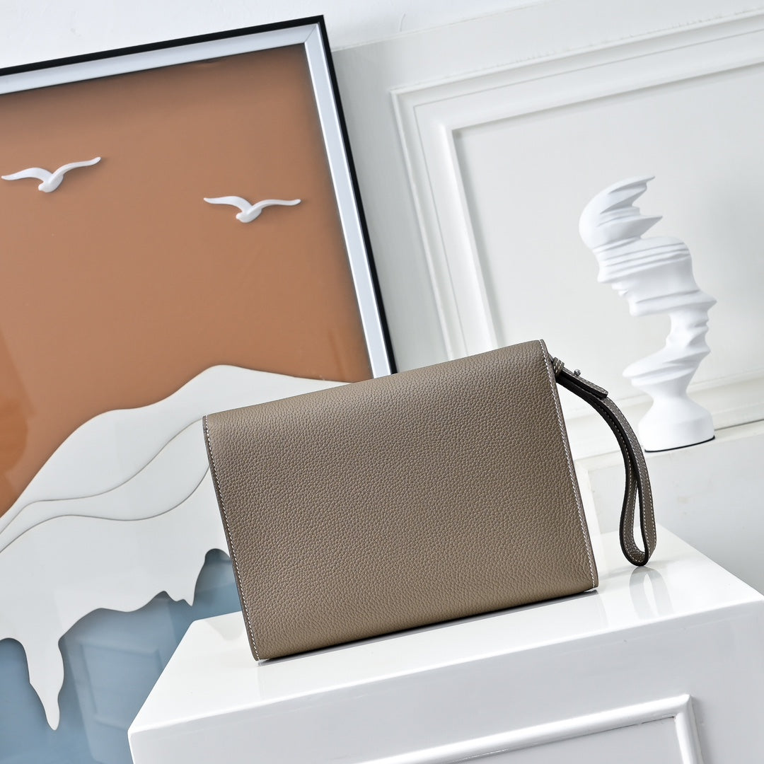 Hermès Sac a Depeches 24 – Togo Calfskin Gray - Default Title - View 3