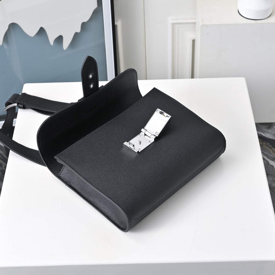 Hermès Sac Dépêche 21 Epsom Calfskin Black Bag