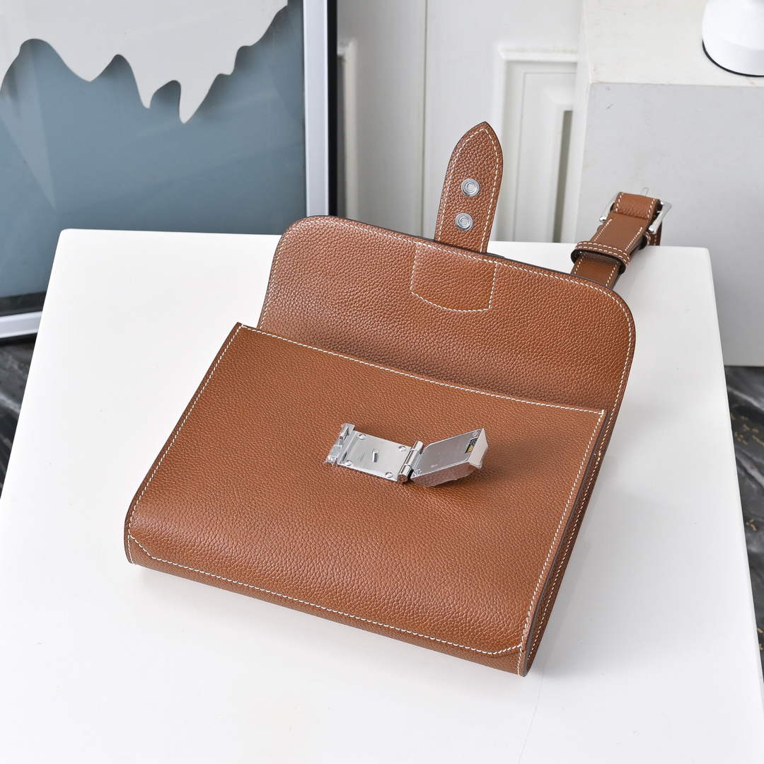 Hermès Sac à Dépêches 21 – Secure Lockable Flap – Brown Epsom Calfskin