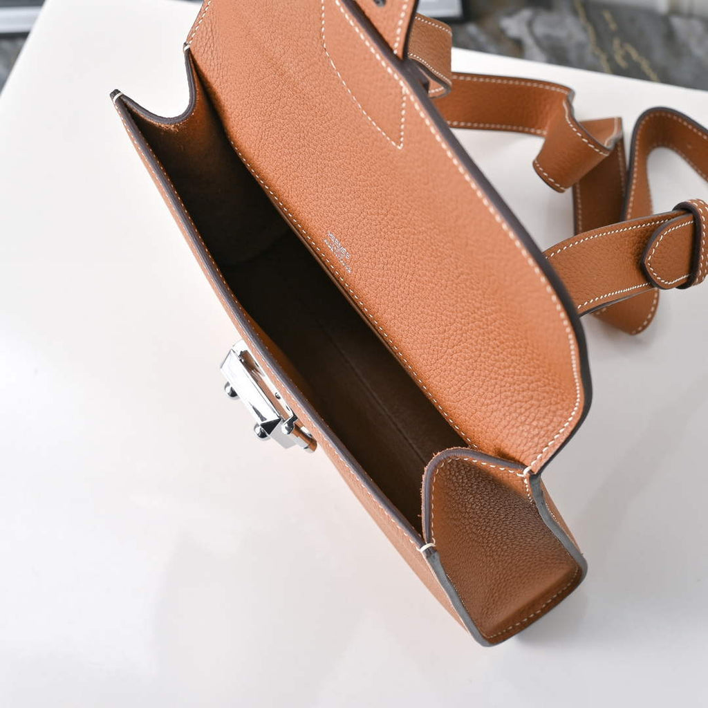 Hermès Sac Dépêche 21 Tan Epsom – The Perfect Gift for Hermès Lovers
