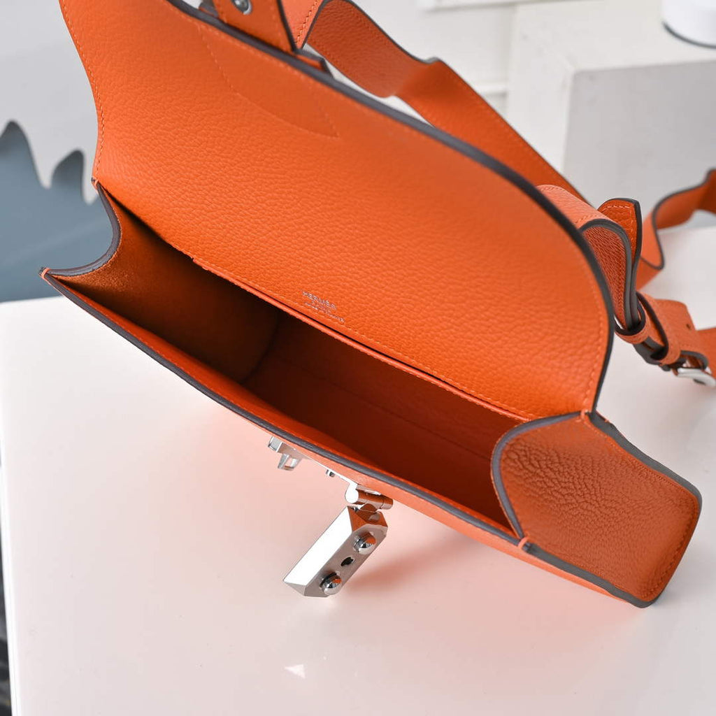 Hermès Sac Dépêche 21 – Looped Handle & Lockable Clasp – Orange Epsom Calfskin