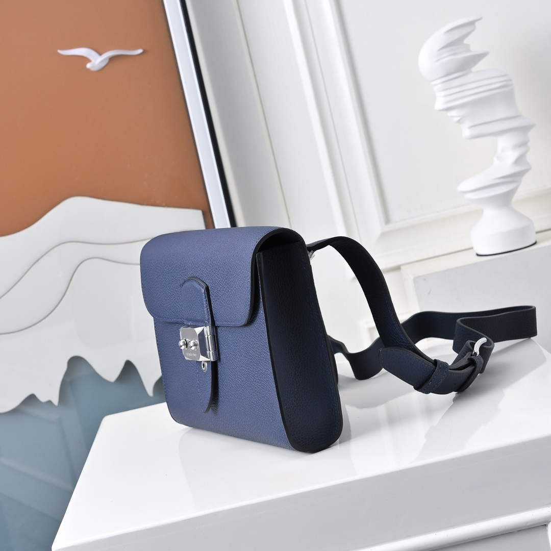 Small Size – Hermès Sac Dépêche 21 Bag – Navy Epsom Calfskin