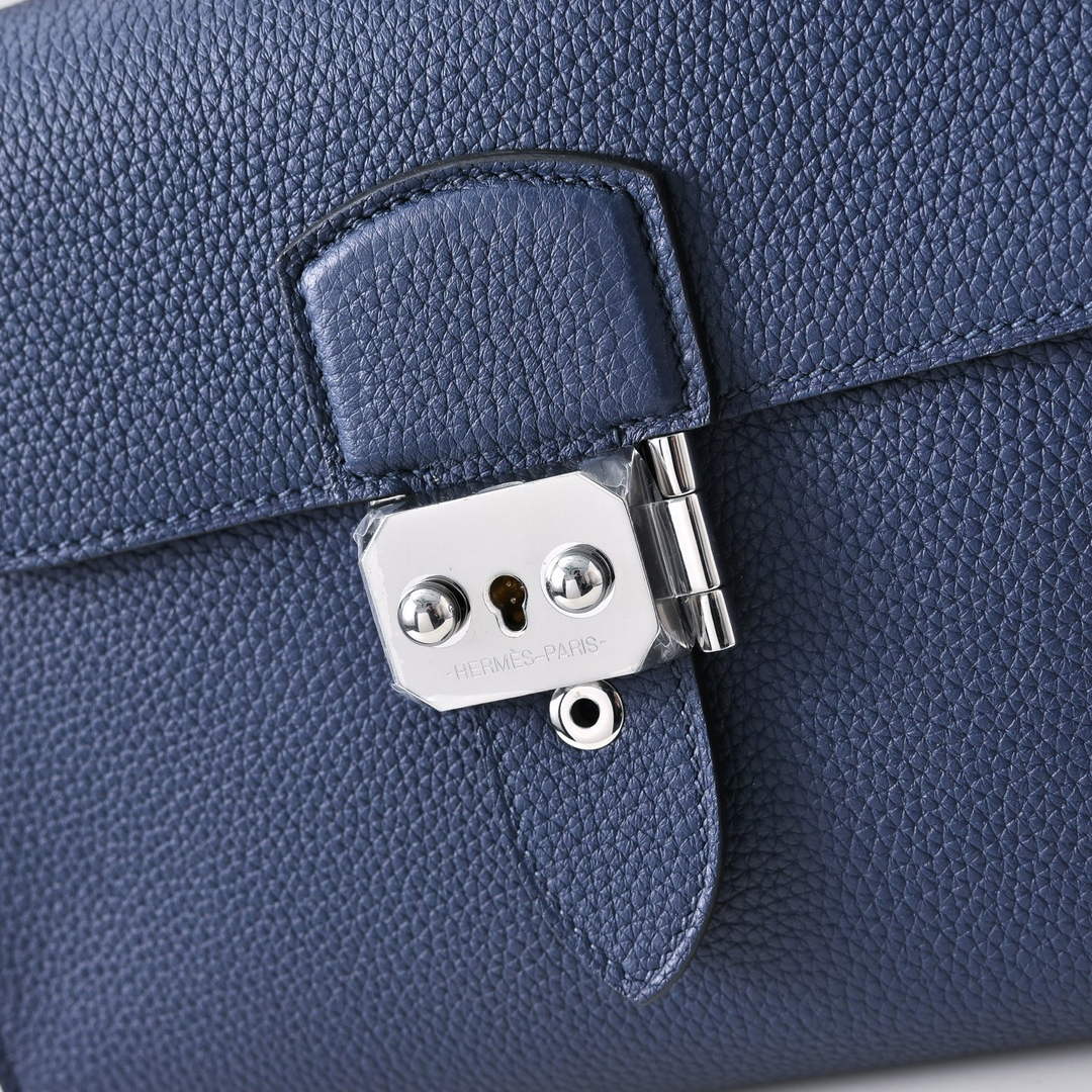 Small Size – Hermès Sac Dépêche 21 Bag – Navy Epsom Calfskin