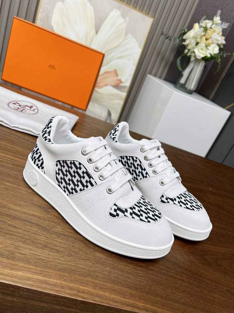Hermes sneaker H242988 - Default Title - View 1