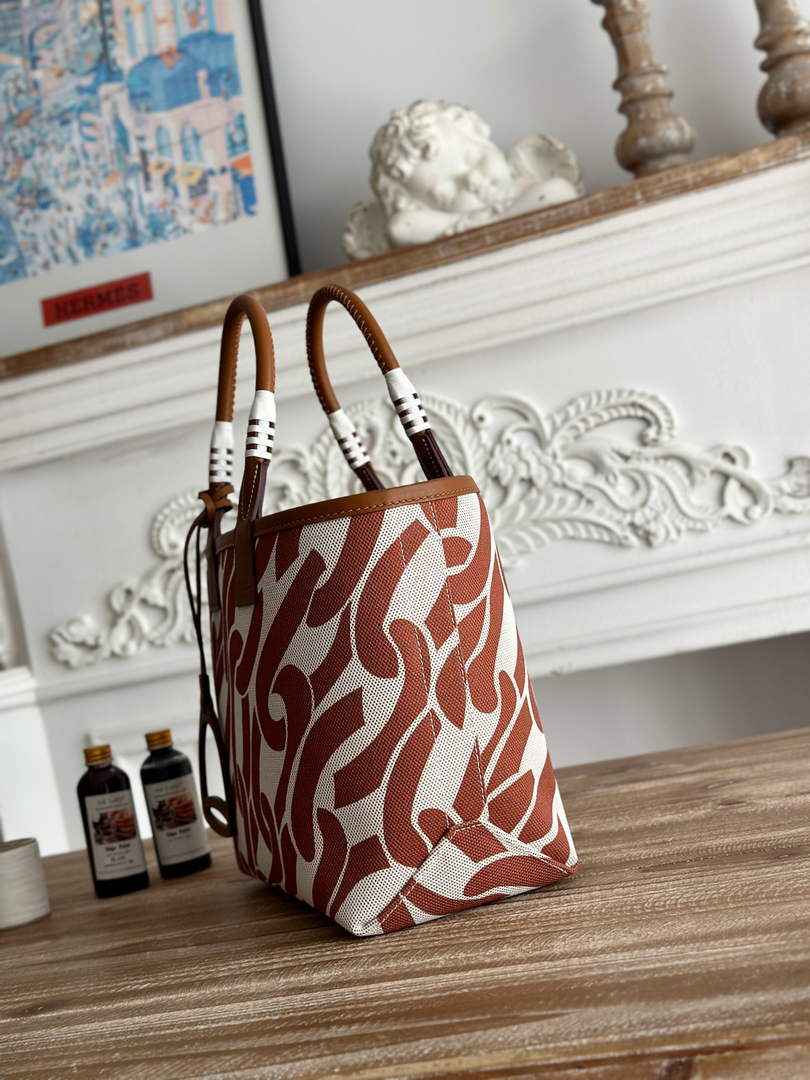 Hermes Steeple 28 bag H266711