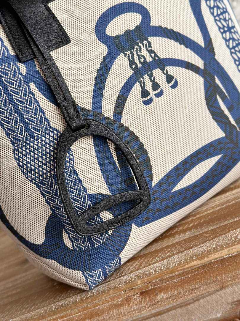 Hermes Steeple 28 bag H266715