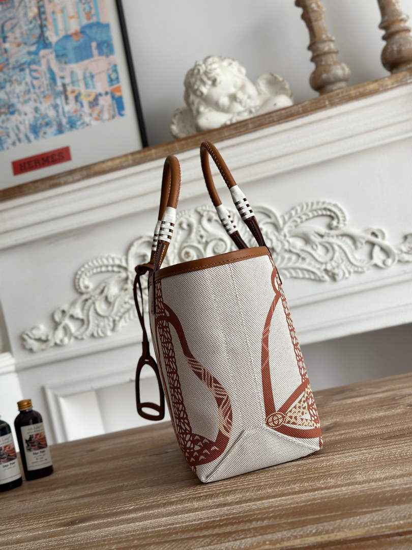 Hermes Steeple 28 bag H266717