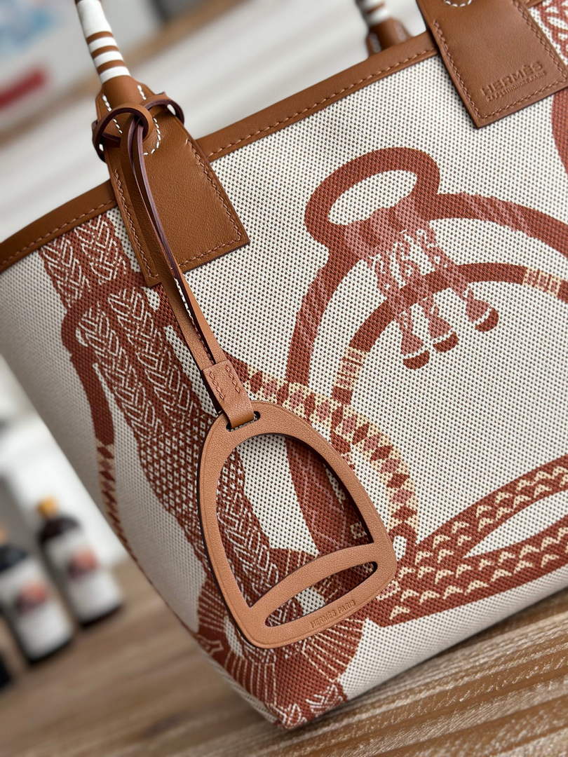 Hermes Steeple 28 bag H266717