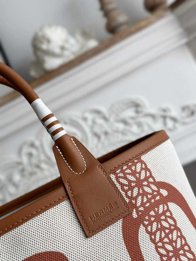 Hermes Steeple 28 bag H266717