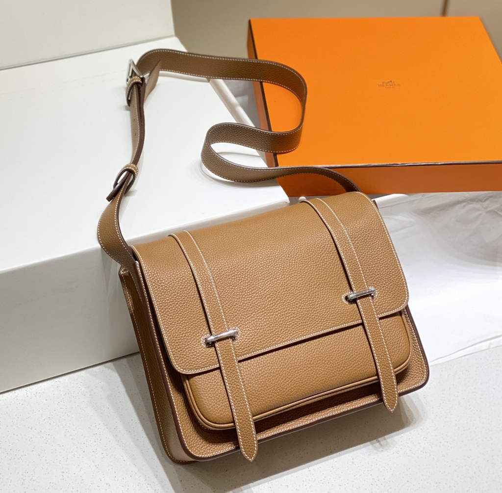 Hermès Steven Messenger Bag Togo leather Silver hardware 30cm Light Brown