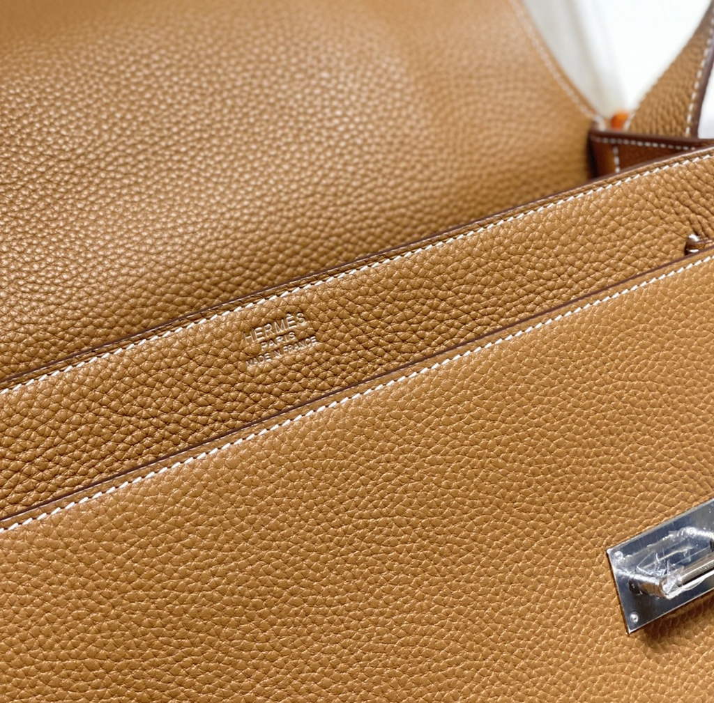 Hermès Steven Messenger Bag Togo leather Silver hardware 30cm Light Brown