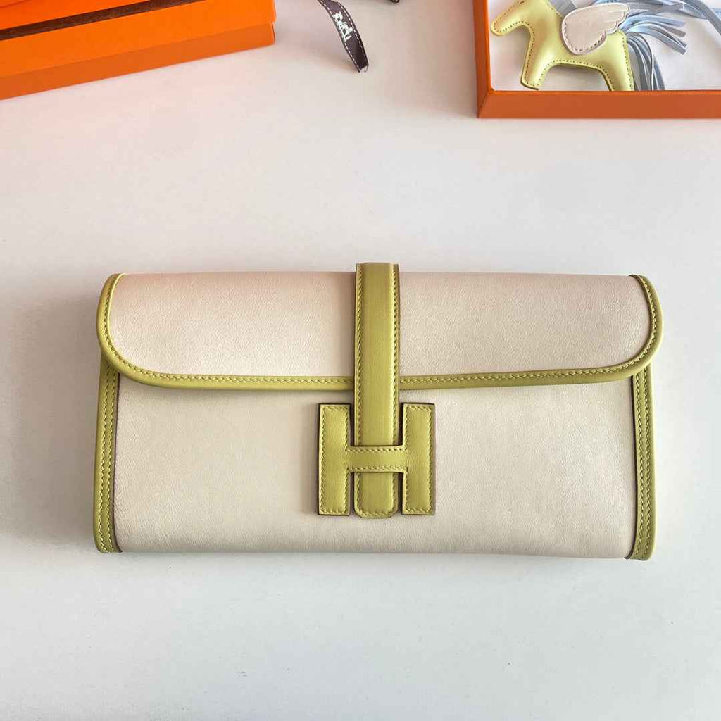 Hermes Wallet Clutch Swift Leather 29cm In Beige Green