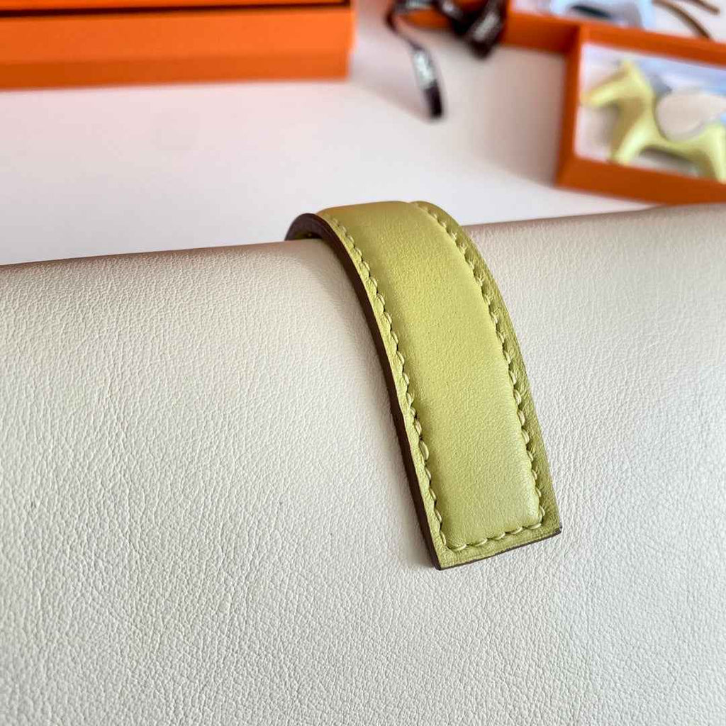 Hermes Wallet Clutch Swift Leather 29cm In Beige Green