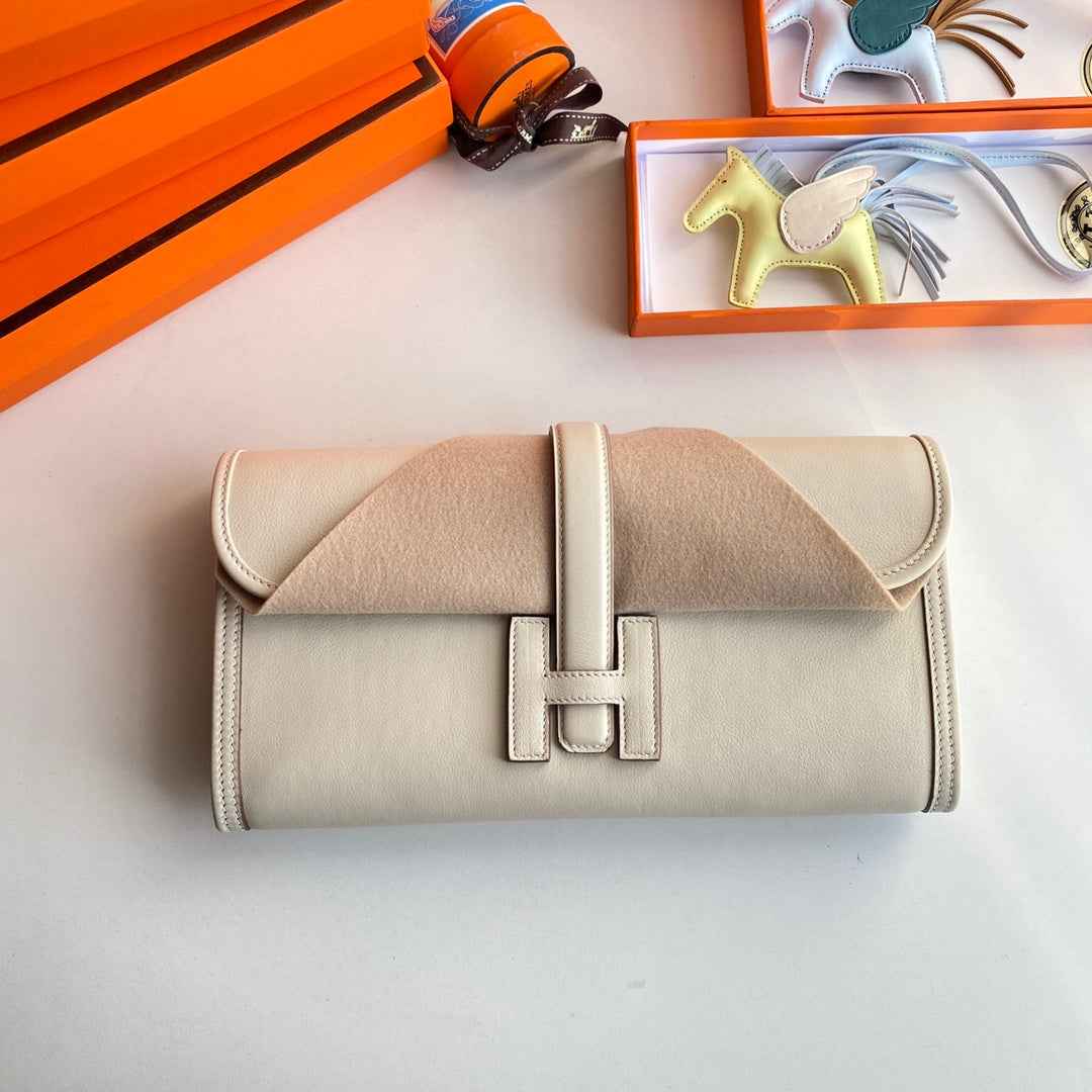 Hermes Wallet Clutch Swift Leather 29cm In Beige