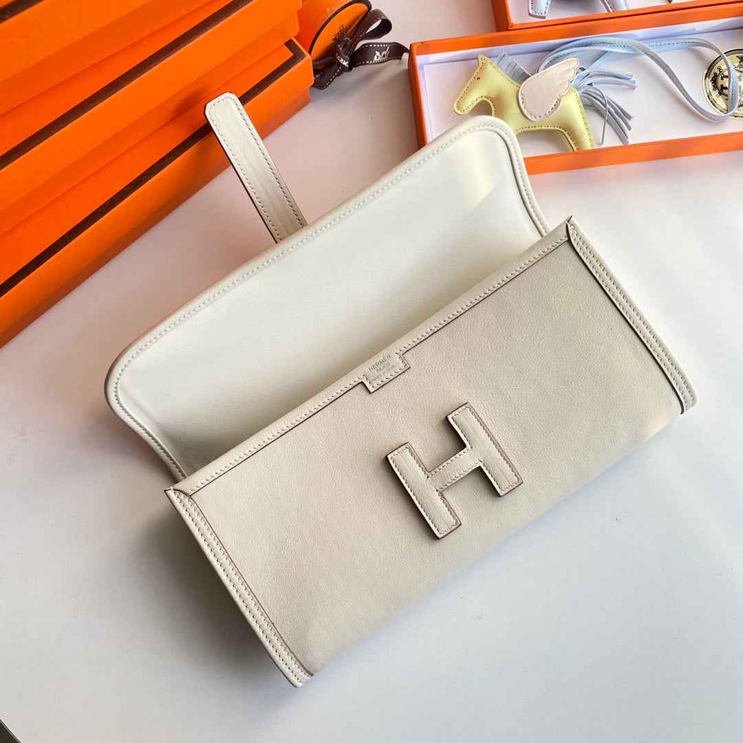 Hermes Wallet Clutch Swift Leather 29cm In Beige