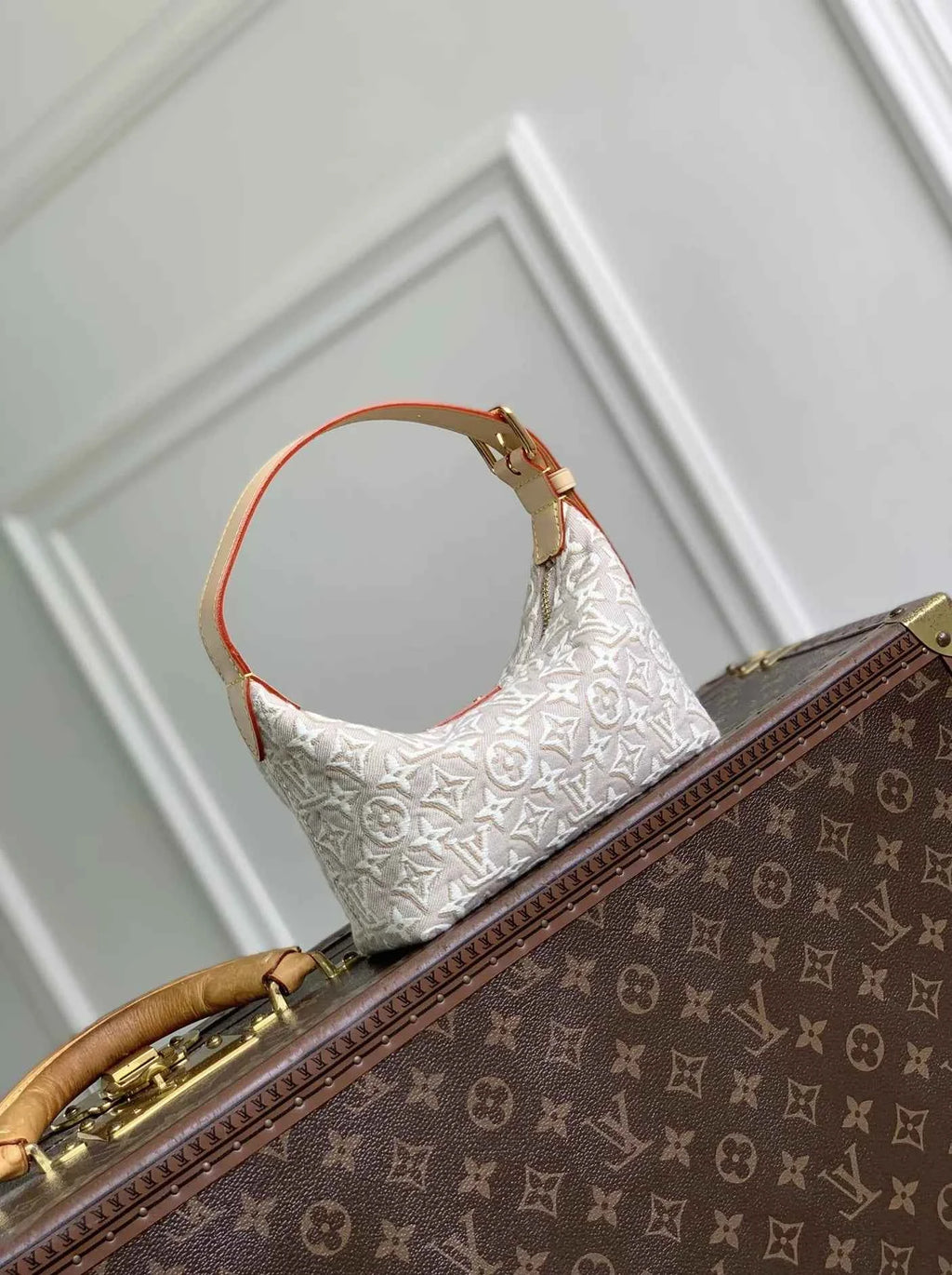 Louis Vuitton Hills Pochette Bag M29879 Monogram Emblème Peuplier