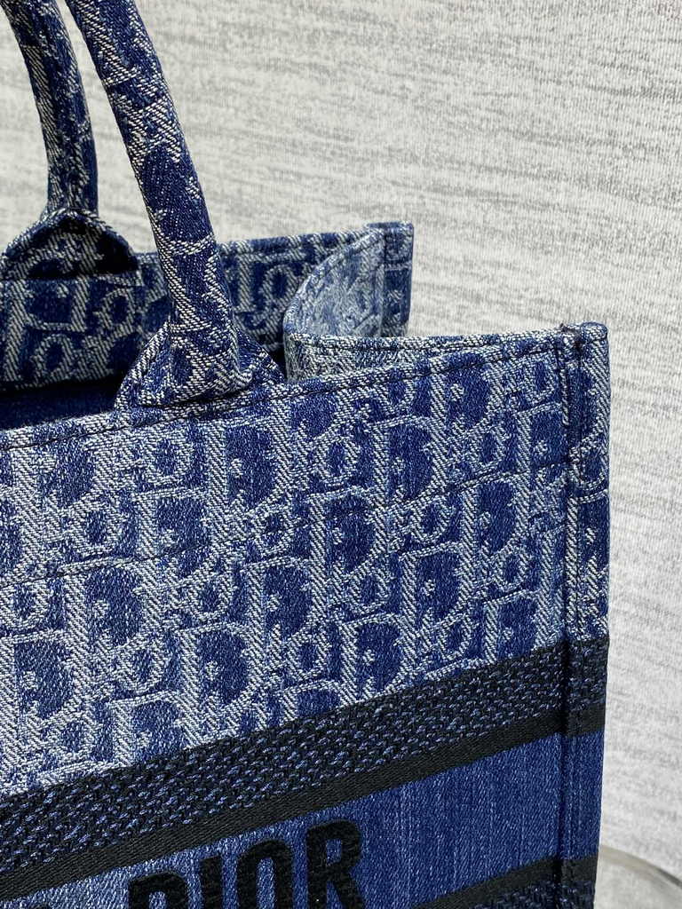 Large Dior Book Tote M1286 Blue Denim Dior Oblique Jacquard
