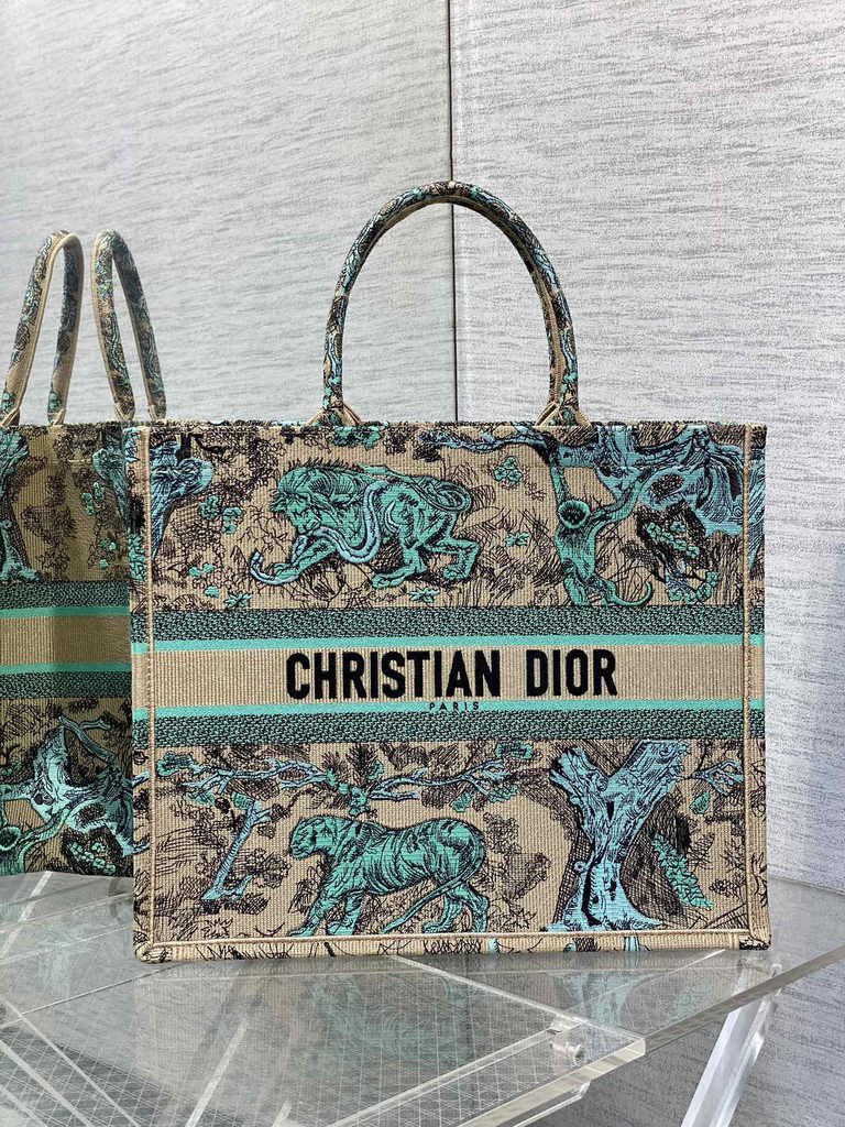 Large Dior Book Tote M1286 Raffia with Aquamarina Toile de Jouy Sauvage Embroidery