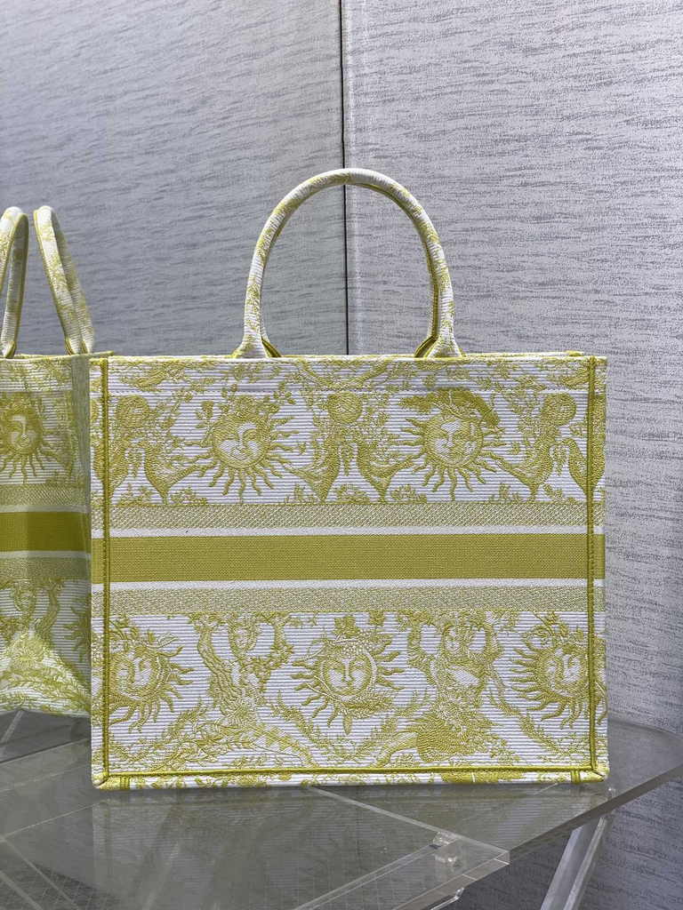 Large Dior Book Tote M1286 Raffia with Yellow Toile de Jouy Soleil Embroidery