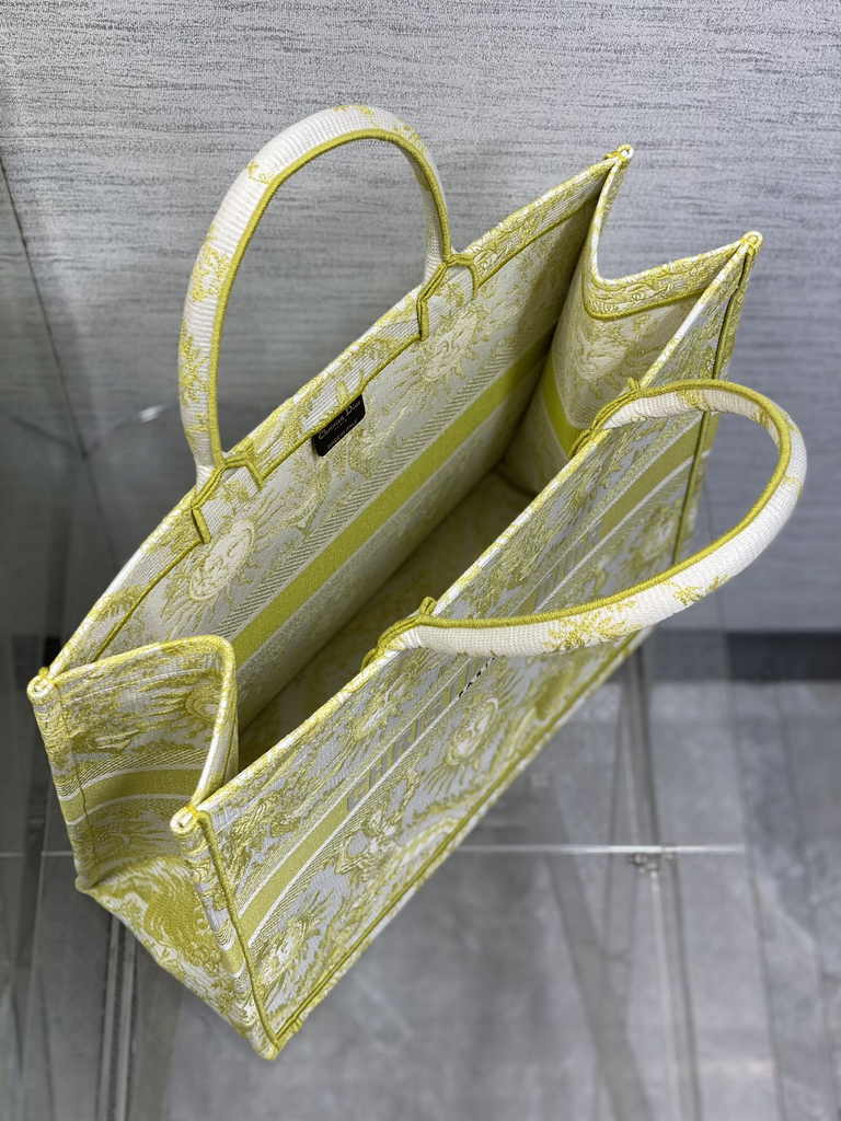 Large Dior Book Tote M1286 Raffia with Yellow Toile de Jouy Soleil Embroidery