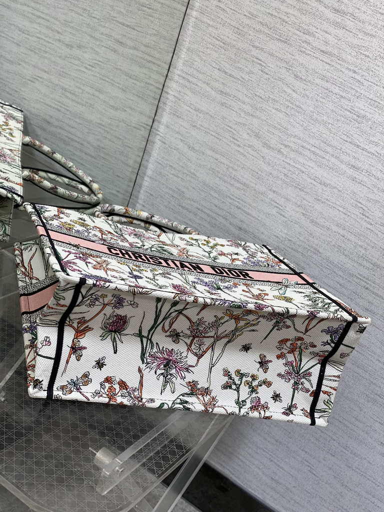 Large Dior Book Tote M1286 White Multicolor Dior Herbarium Embroidery