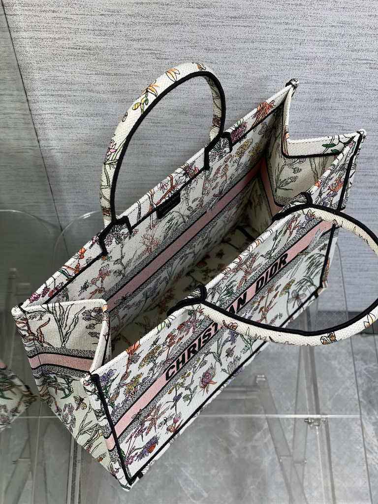 Large Dior Book Tote M1286 White Multicolor Dior Herbarium Embroidery