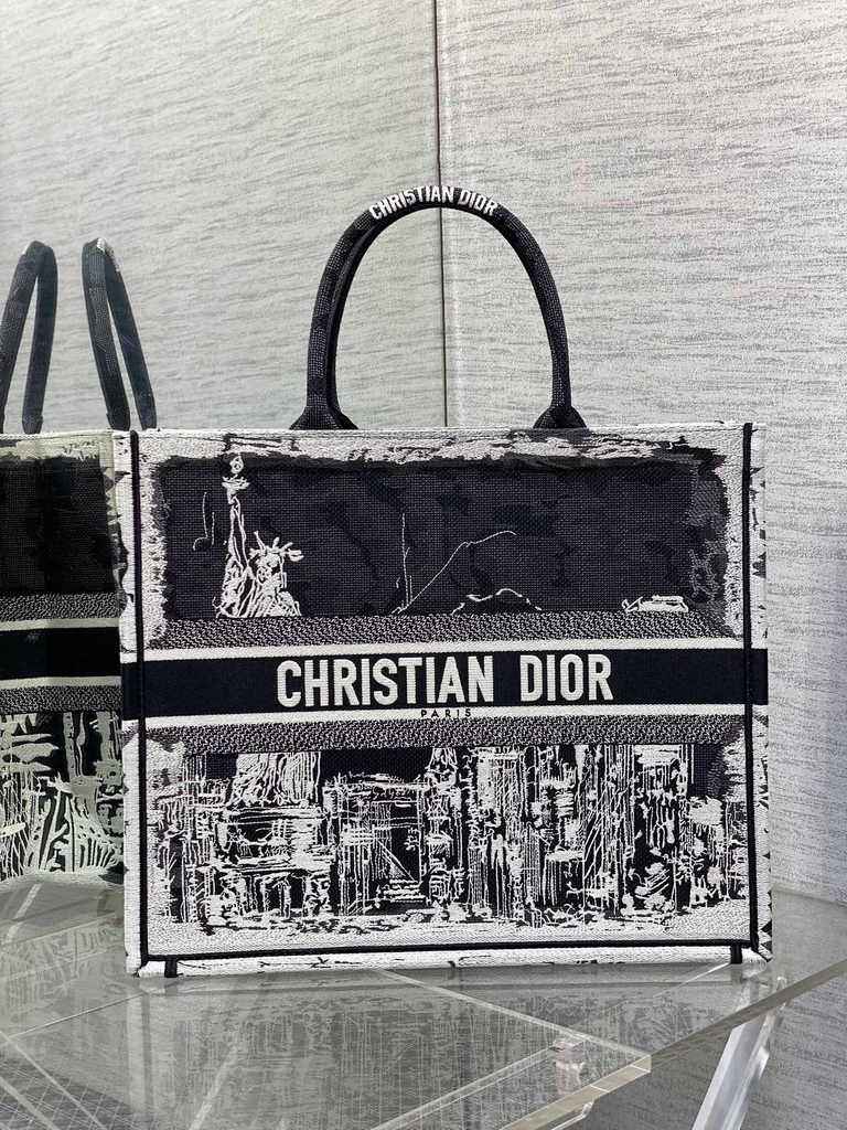Large Dior Book Tote M1286 White and Black New York Embroidery