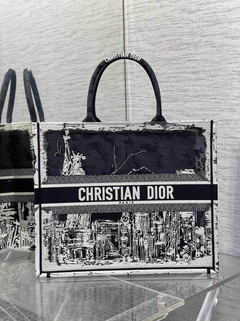 Large Dior Book Tote M1286 White and Black New York Embroidery