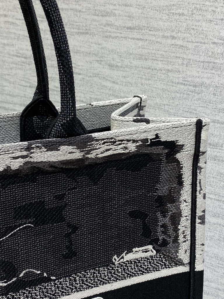 Large Dior Book Tote M1286 White and Black New York Embroidery