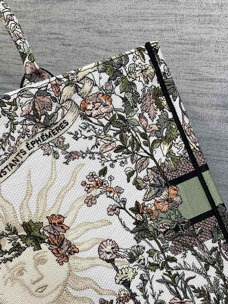 Large Dior Book Tote M1286 Ecru Multicolor Dior 4 Saisons Automne Soleil Embroidery