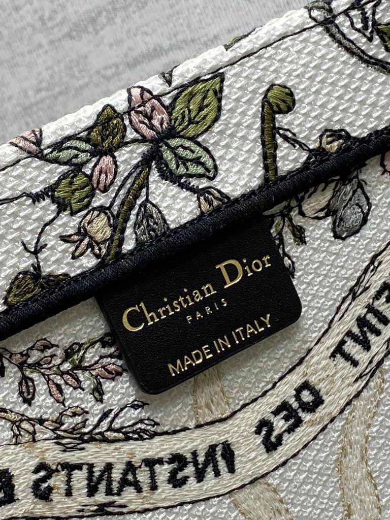 Large Dior Book Tote M1286 Ecru Multicolor Dior 4 Saisons Automne Soleil Embroidery
