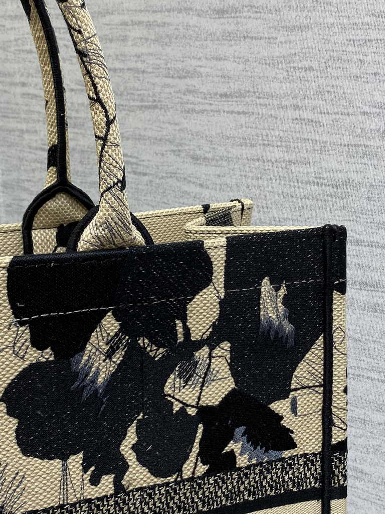 Large Dior Book Tote M1286 Apricot Peony Embroidery